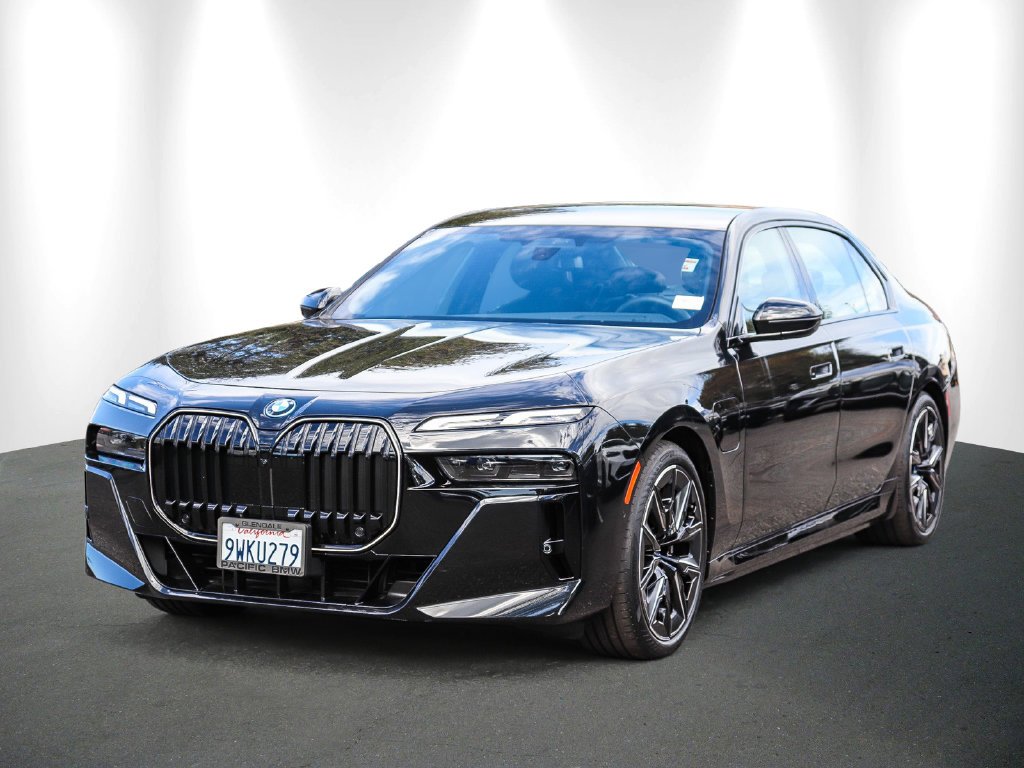 2026 BMW 7 Series photo 3