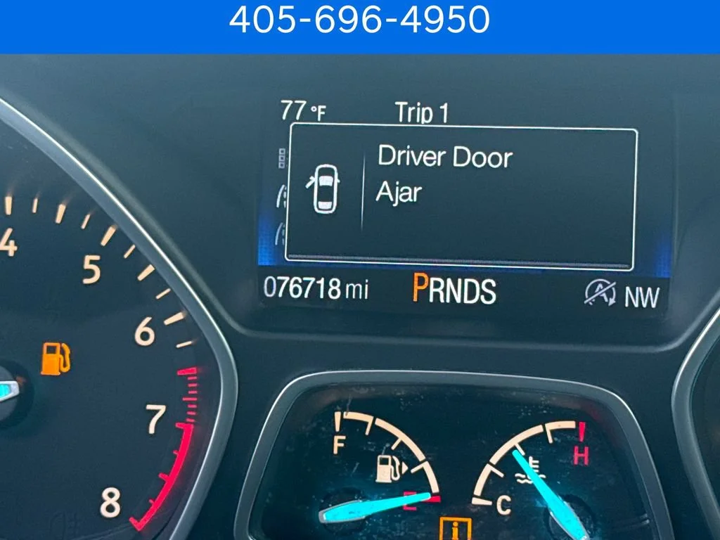 Pre-Owned 2017 Ford Escape SE