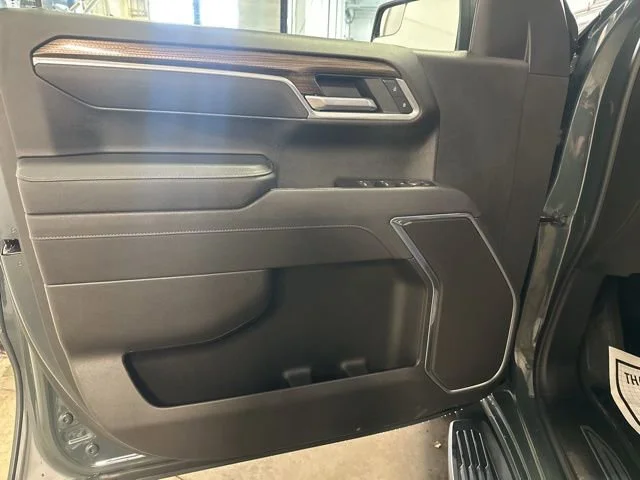 Used 2026 Cypress Gray Chevrolet LT image 9