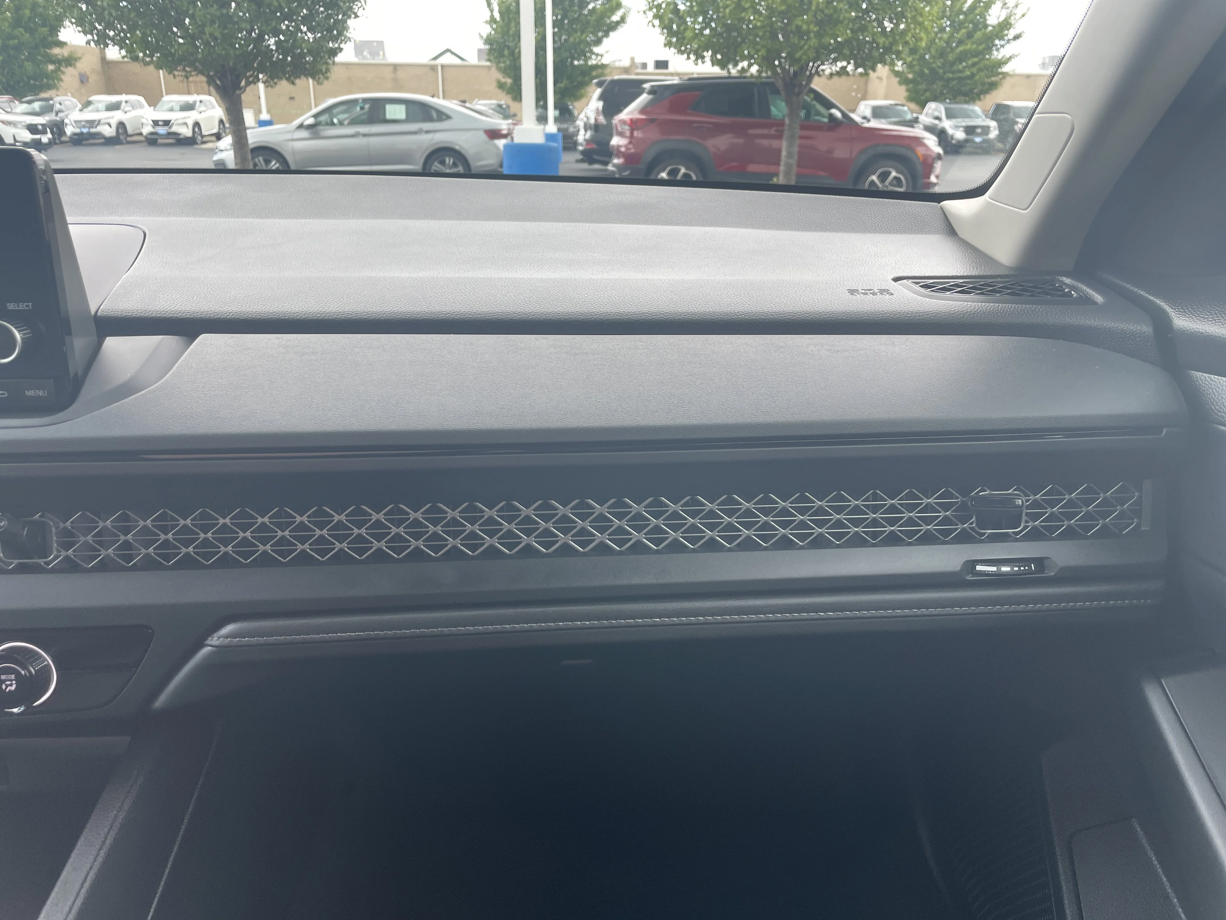 2025 Honda Accord LX - Photo 54