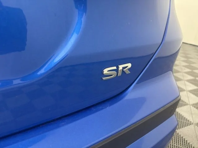 Used 2022  Nissan SR image 33