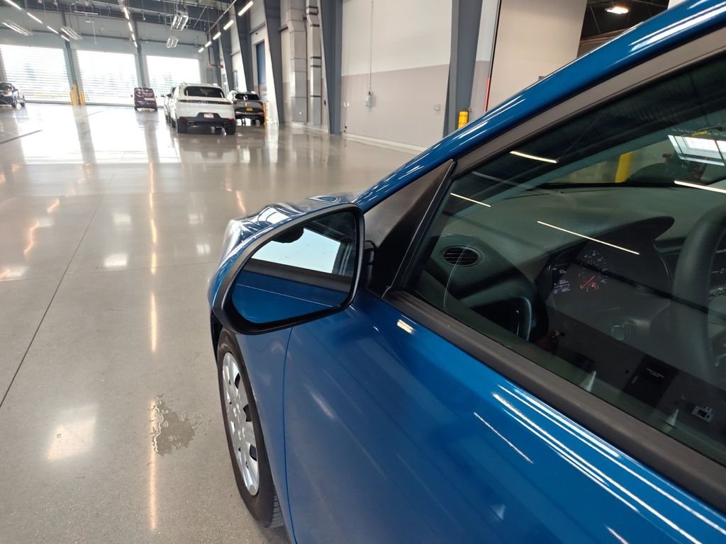 Certified Used 2022 Blue Kia S image 29