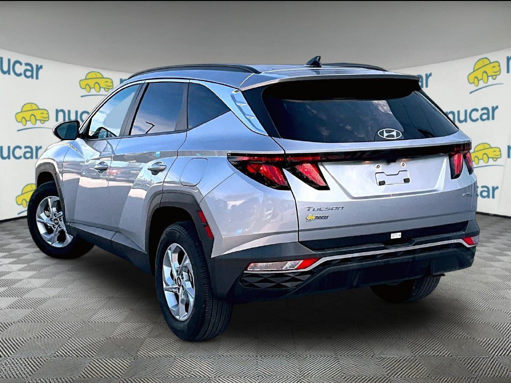 Used 2024 Shimmering Silver Hyundai SEL image 4