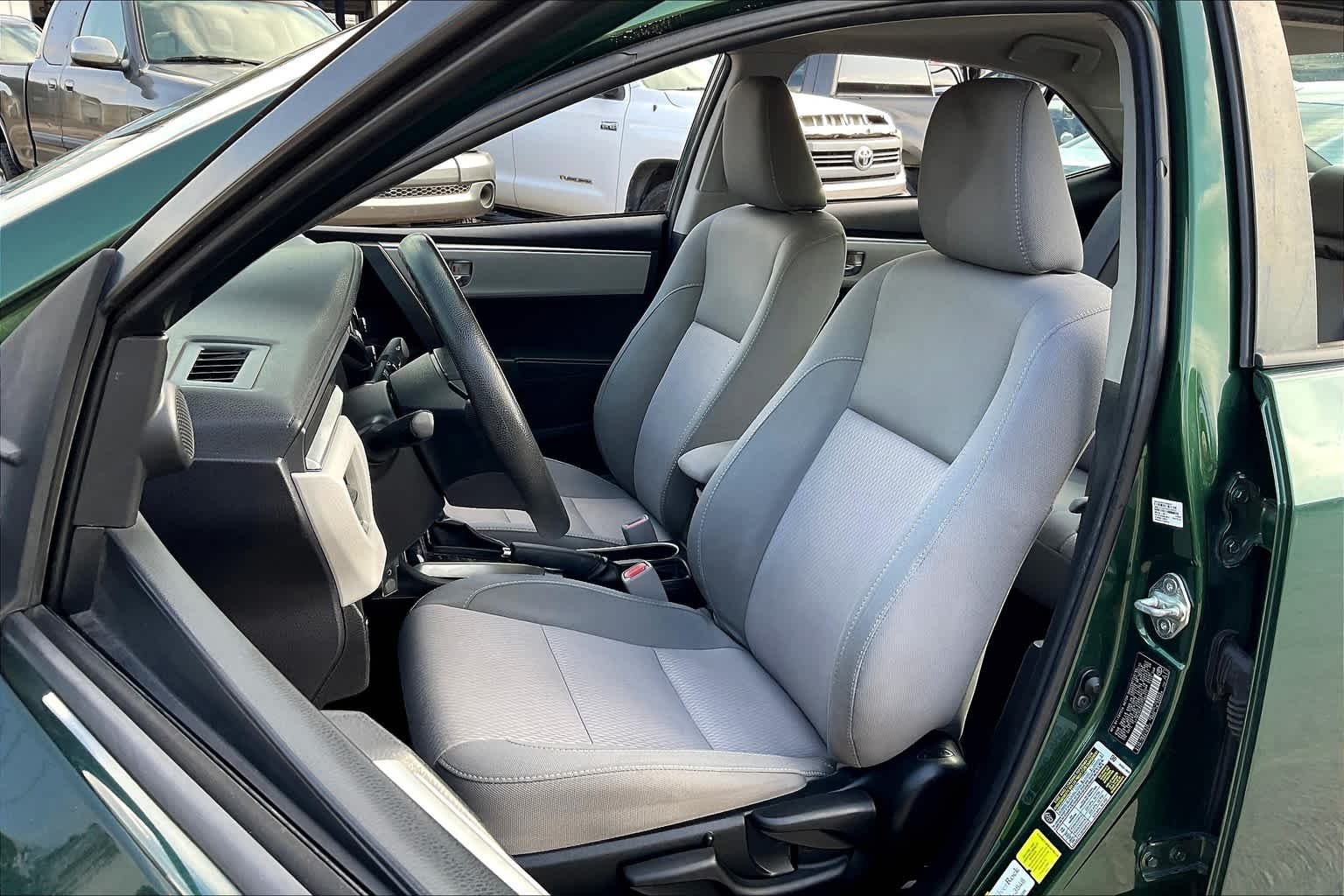 Used 2015 4Evergreen Mica Toyota LE image 8