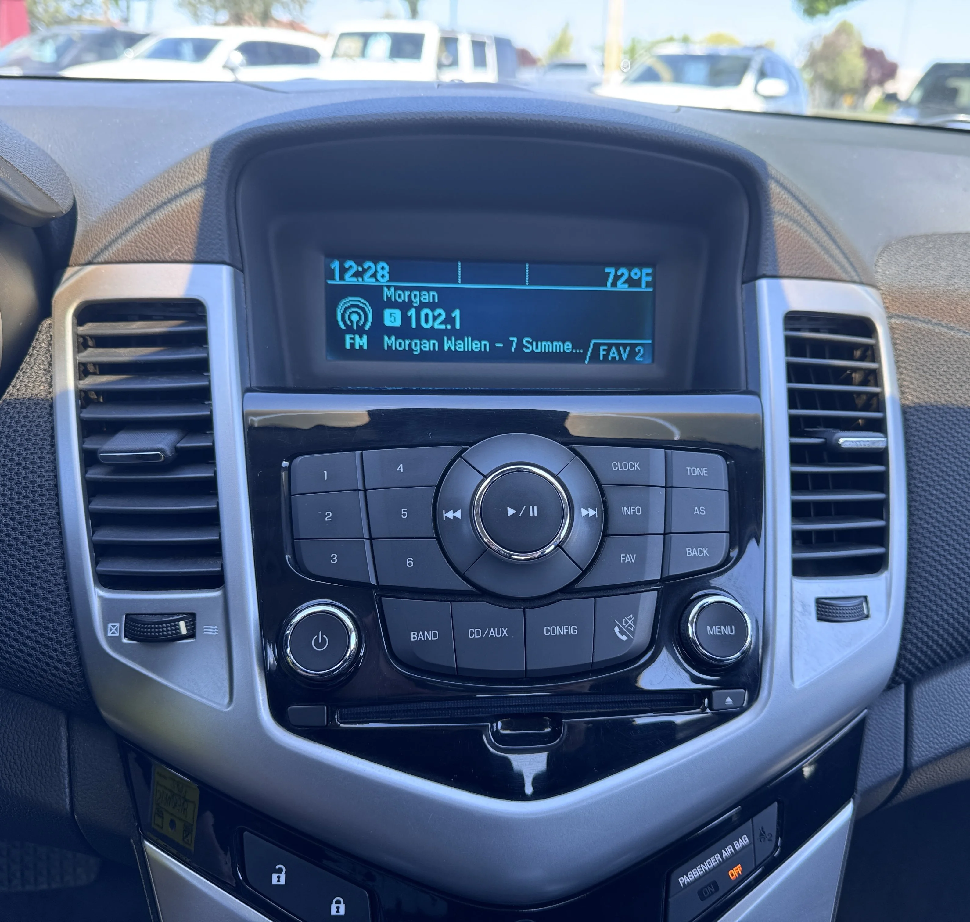 Used 2012 Silver Ice Metallic Chevrolet LT w/1LT image 22