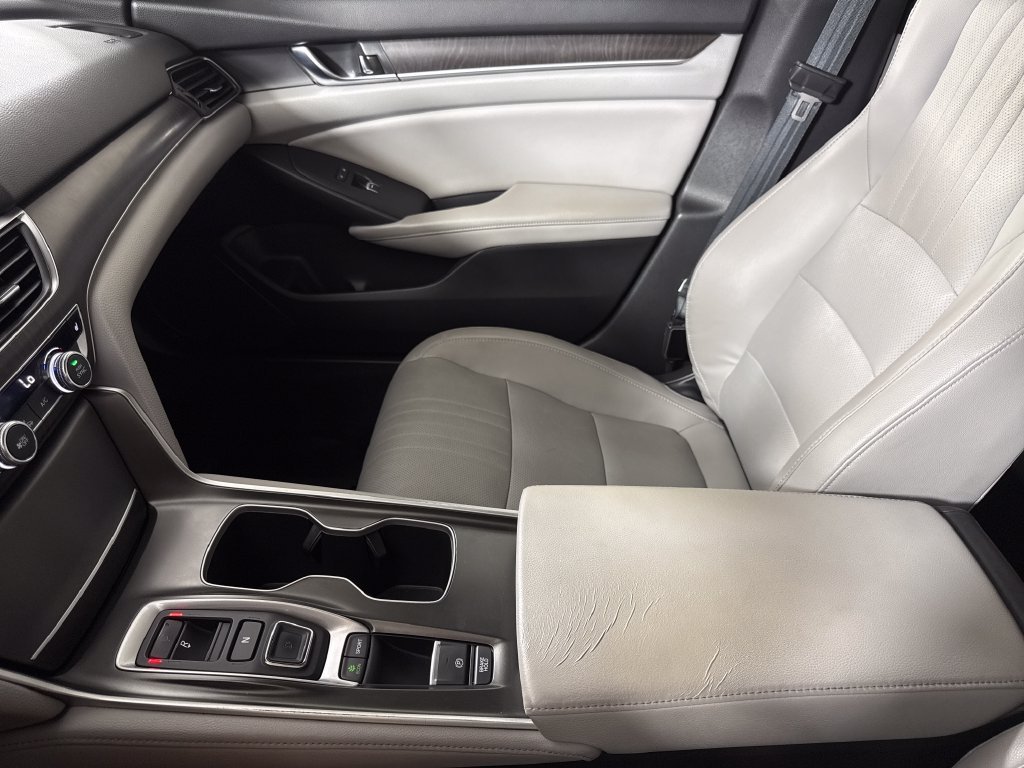 2018 Honda Accord EX-L - Photo 20