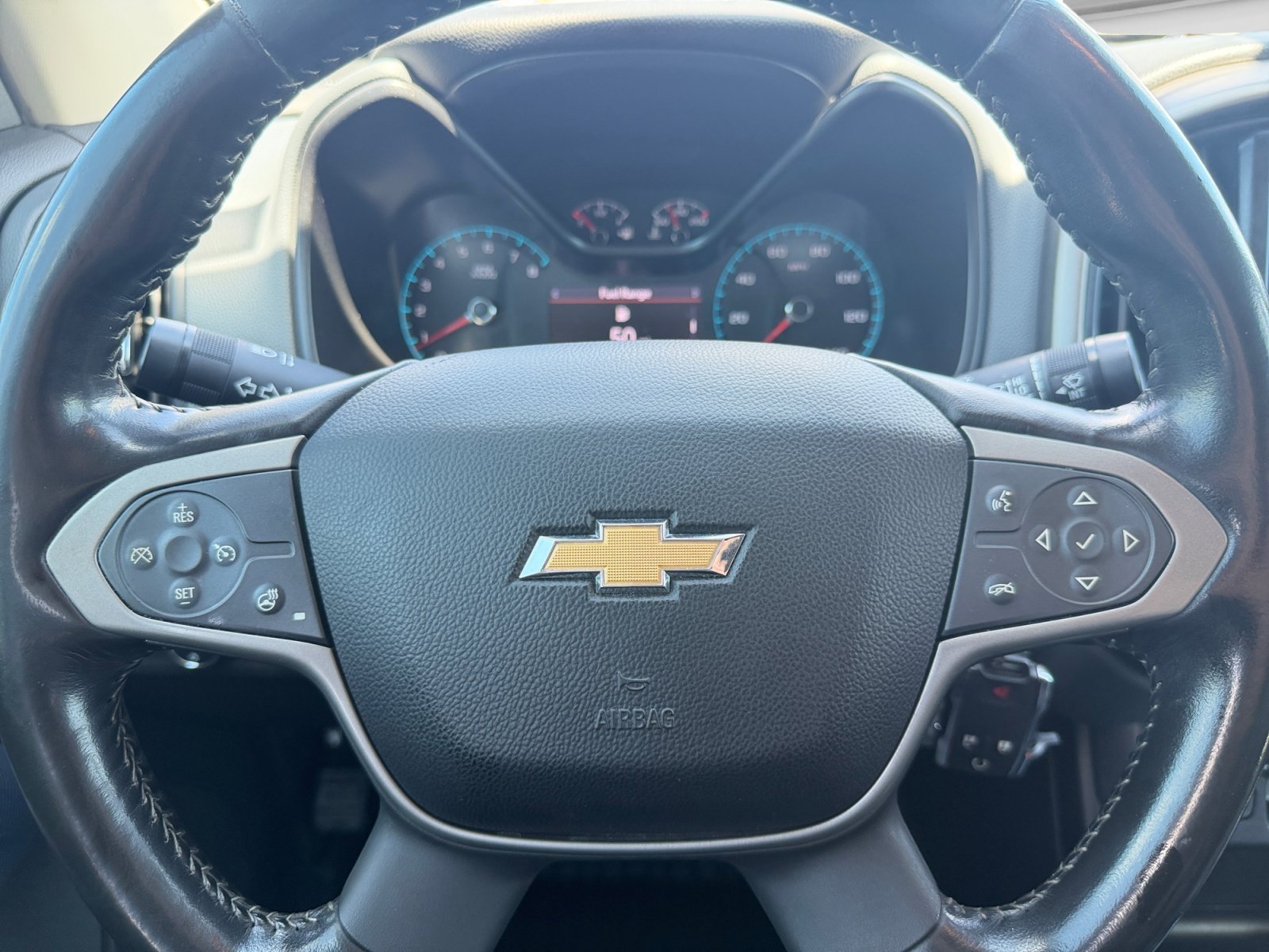 Used 2019 Black Chevrolet 4WD Z71 image 19