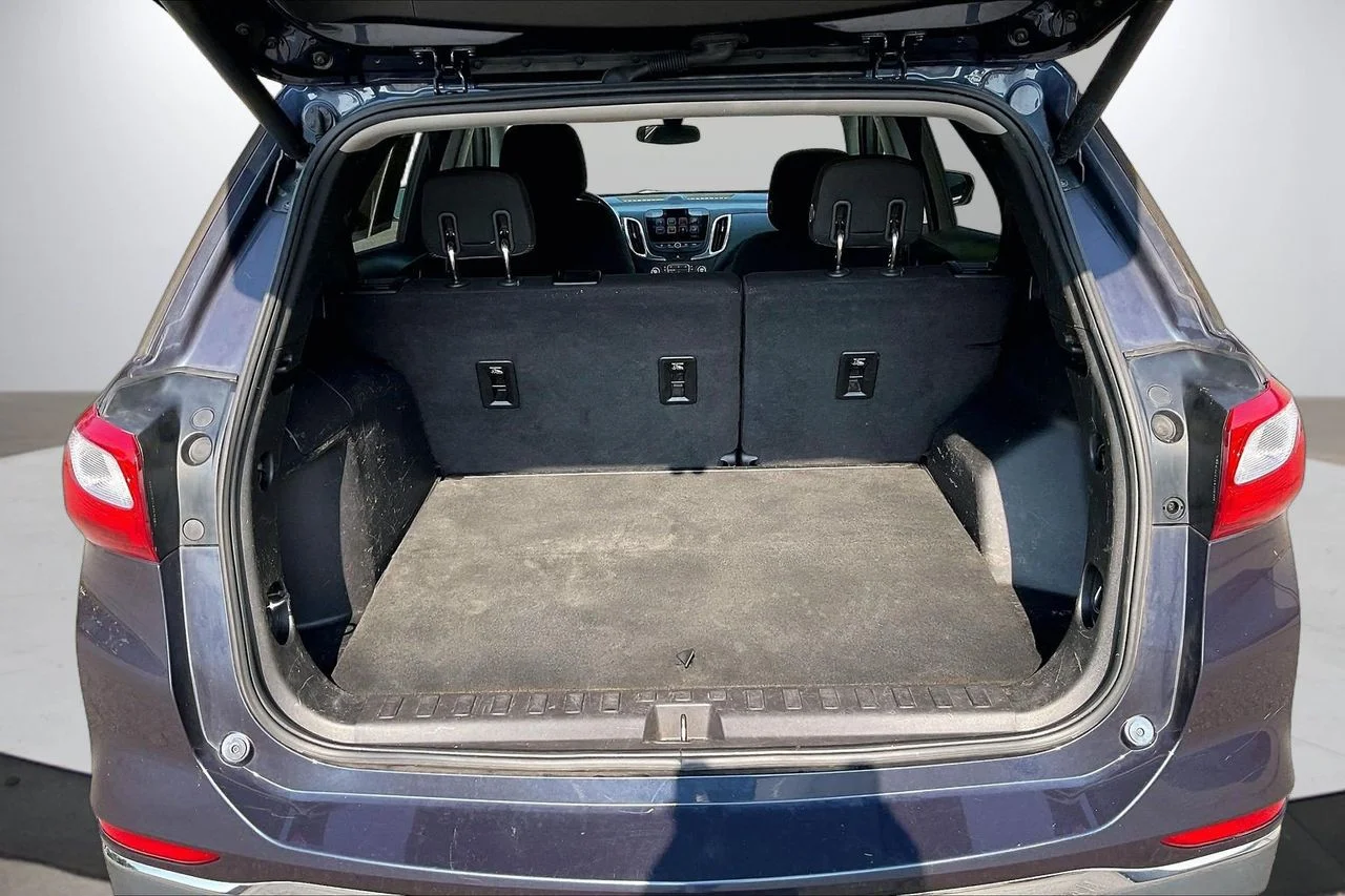 Used 2018 Blue Chevrolet LT image 25