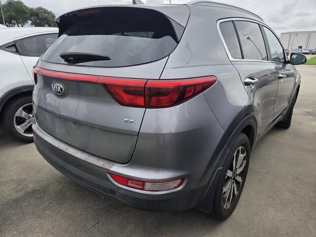 Used 2017 Mineral Silver KIA EX image 4