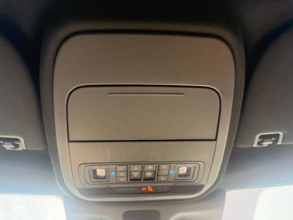 Certified Used 2025 Black Metallic Ford King Ranch image 34