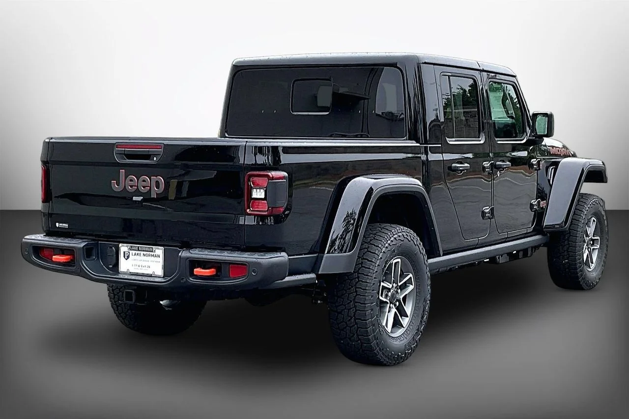New 2026 Black Clearcoat Jeep Mojave X image 8
