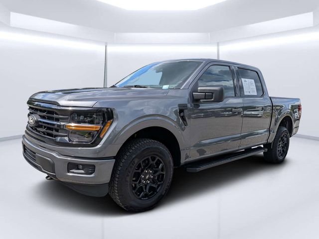 Used 2026 Gray Metallic Ford XLT image 7