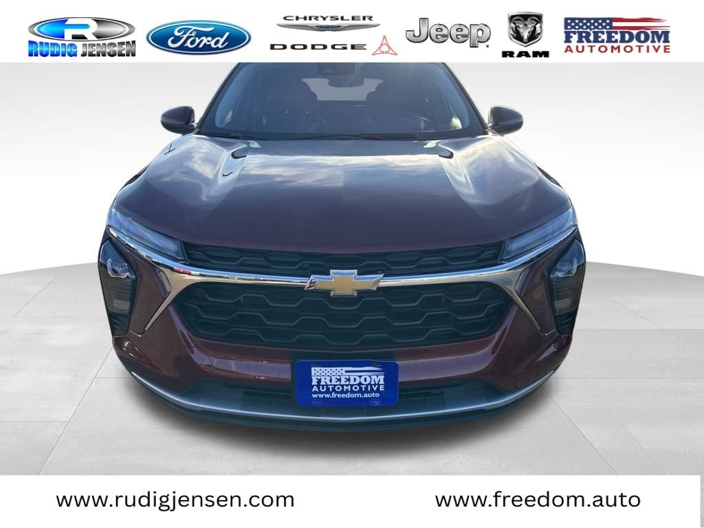 Used 2025 Chevrolet Trax LT with VIN KL77LHEP0SC202054 for sale in Tomah, WI