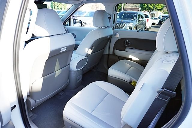 New 2026 White Hyundai SEL Premium image 21