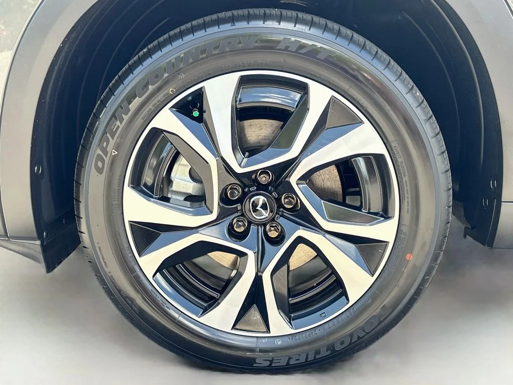 New 2026 Machine Gray Metallic Mazda 2.5 S Preferred AWD image 31