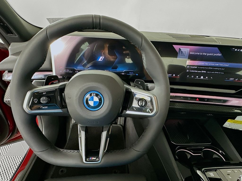 New 2027 Vegas Red Metallic BMW 550e xDrive image 10