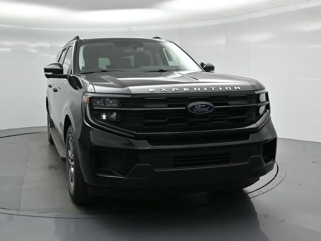 New 2026 Agate Black Metallic Ford Active image 38