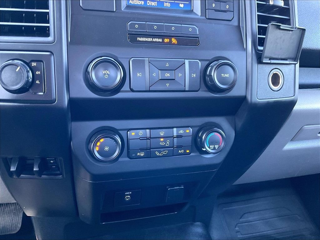 Used 2019 White Ford XL image 20
