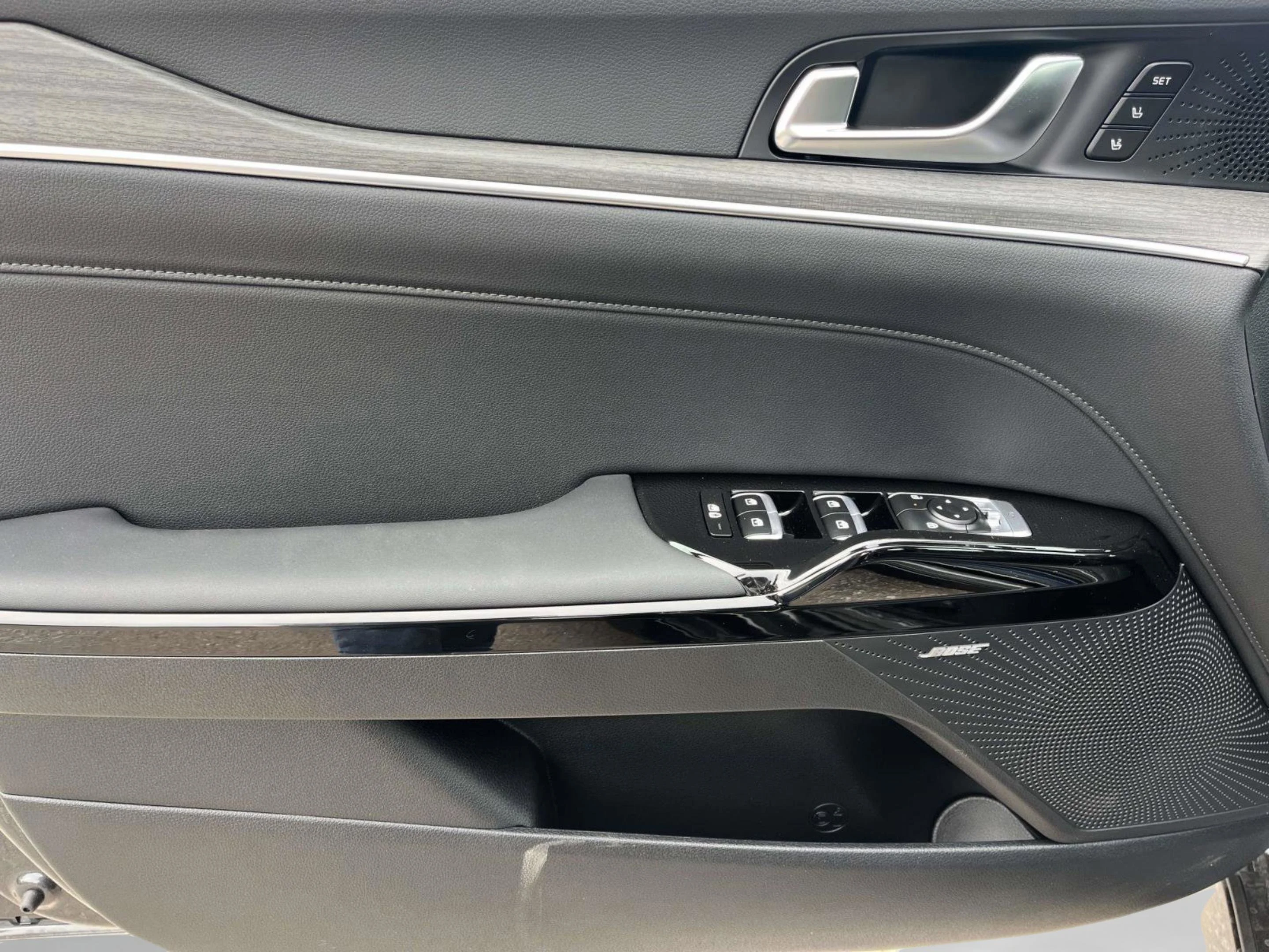 New 2026 Interstellar Gray Kia EX image 18