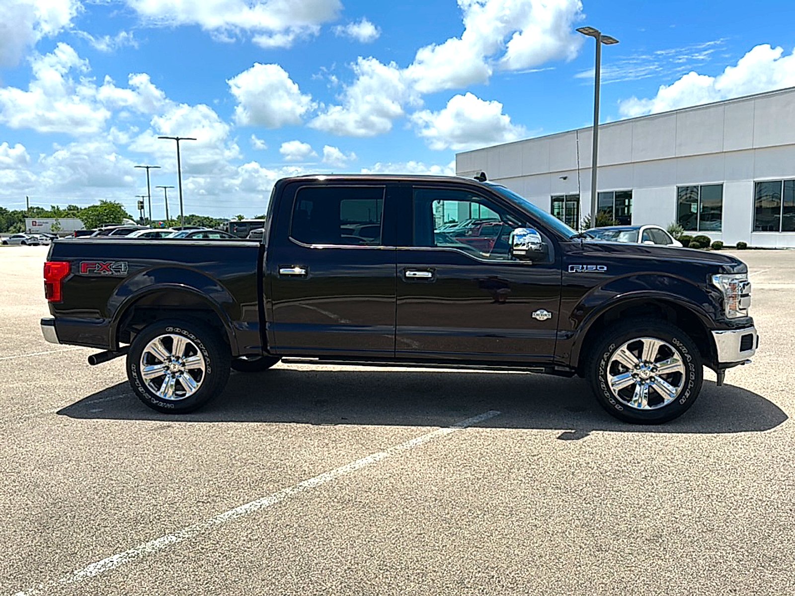 Used 2018 Guard Metallic Ford King Ranch image 9