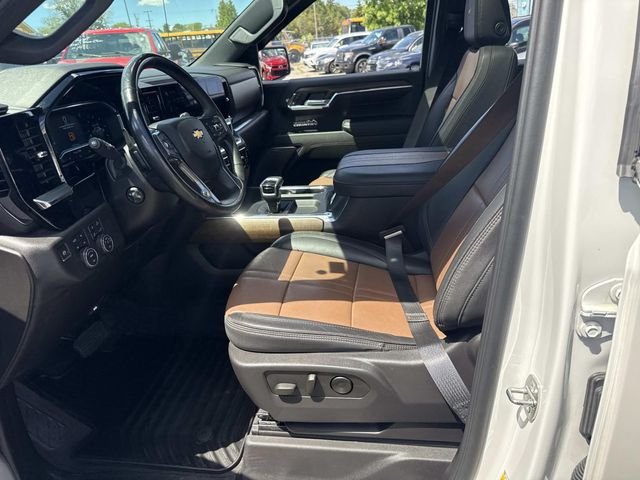Certified Used 2024 Pearl Chevrolet High Country image 18