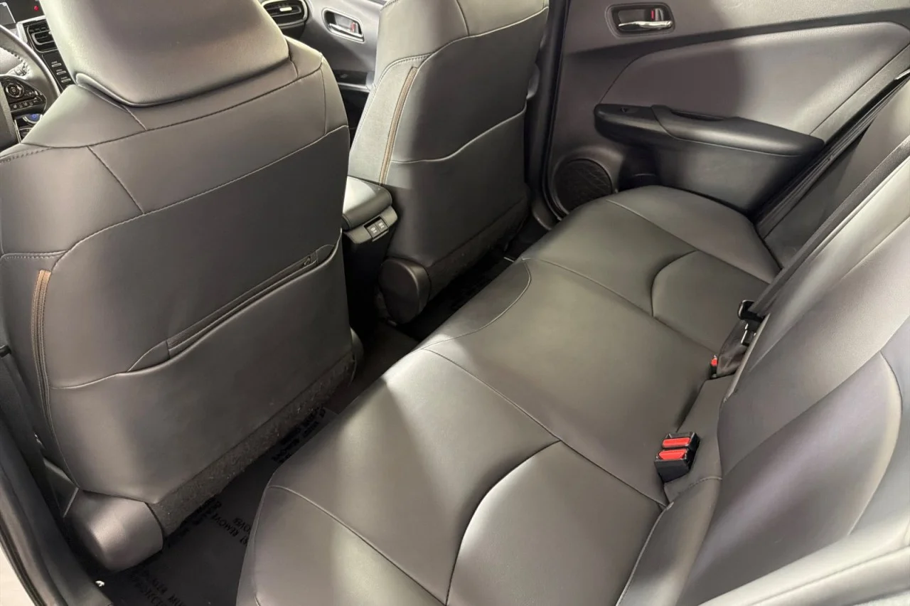 Used 2022 Wind Chill Pearl Toyota L Eco image 11