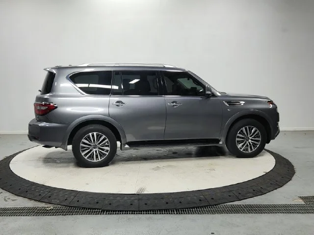 Used 2024 Gray Nissan SL image 9