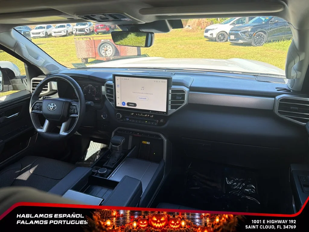 Used 2024 Off-white Toyota Limited image 32