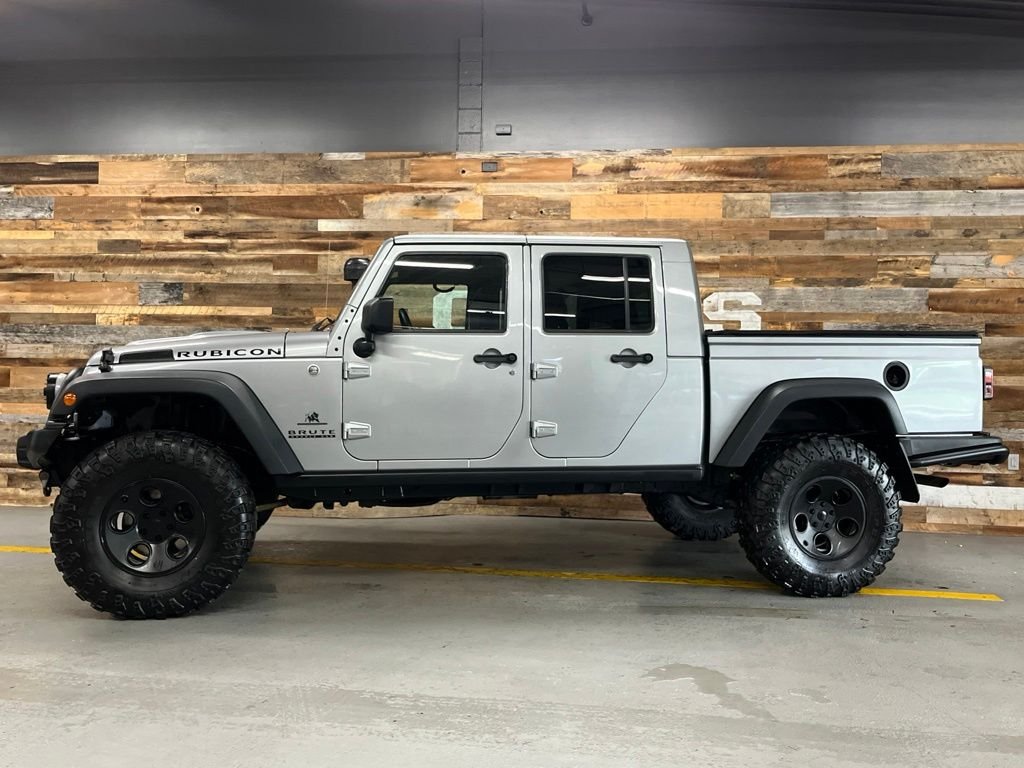Used 2014 Billet Metallic Clearcoat Jeep Unlimited Rubicon image 21