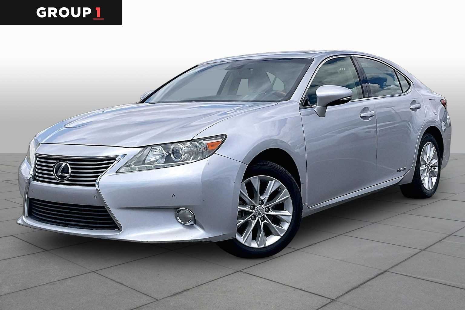 2013 Lexus ES 350 300h's photo