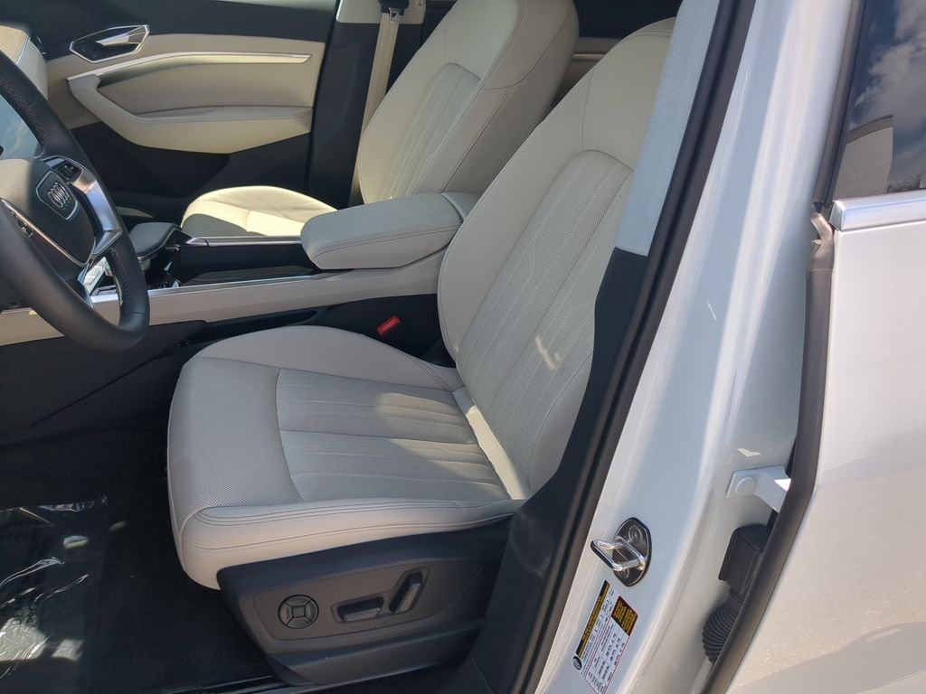 Used 2024 White Audi Premium Plus image 21