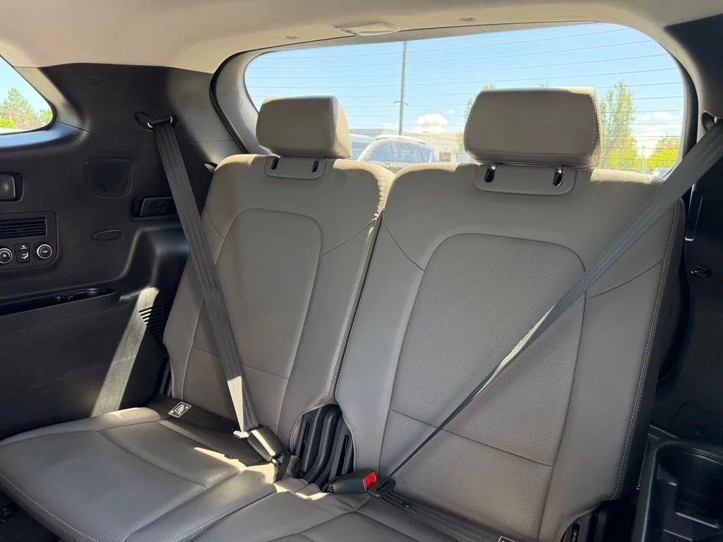 Used 2017 Circuit Silver Hyundai Limited Ultimate image 32