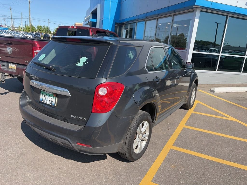 Used 2014 Ashen Gray Metallic Chevrolet LS image 7