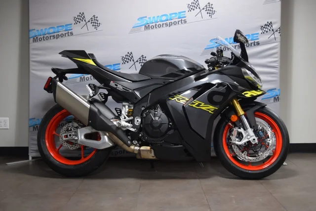 2026 Aprilia® RSV4 1100