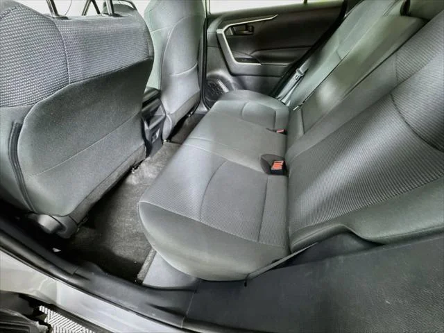 Certified Used 2020 SILVER SKY METALLIC Toyota  image 22