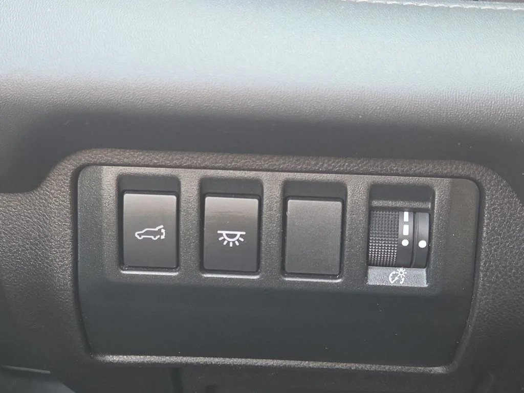 Used 2024 Silver Subaru Limited image 12