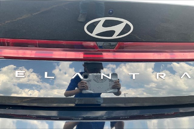 2025 Hyundai Elantra SEL - Photo 26