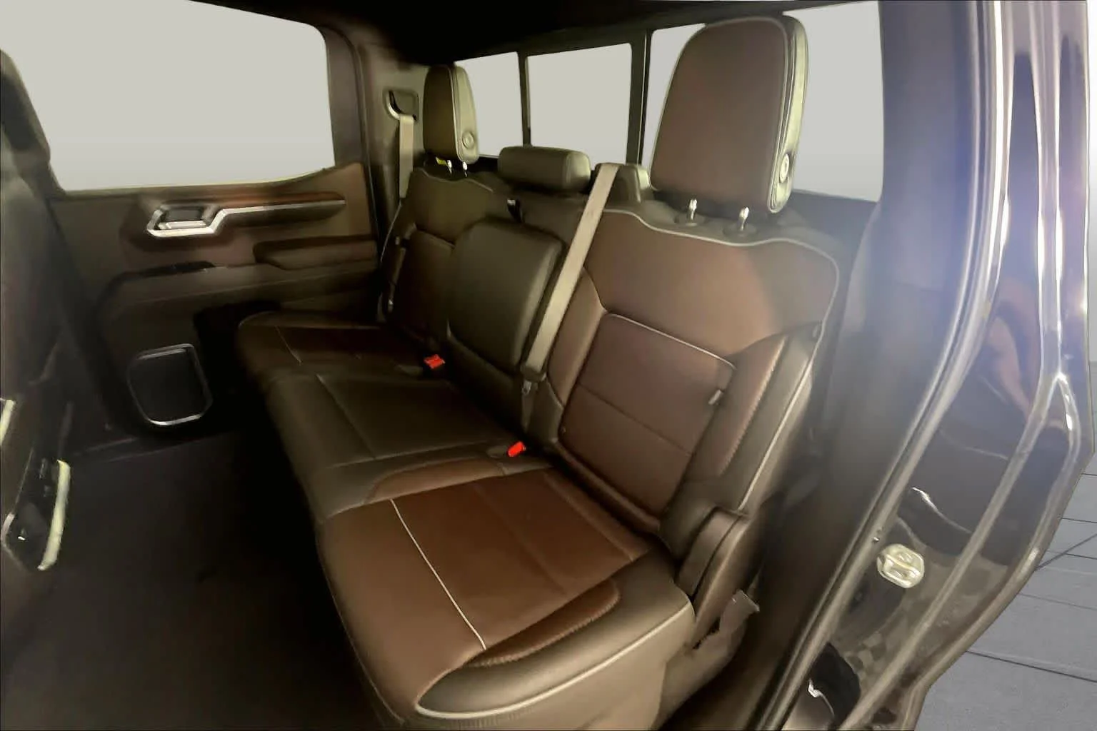 Used 2025 Onyx Black GMC Denali image 19
