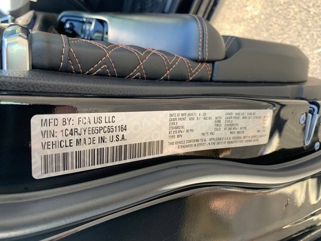 Used 2023 Black Jeep Summit Reserve 4xe image 24