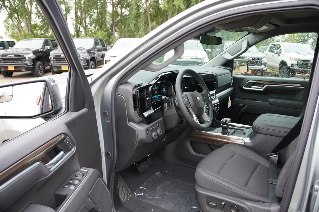 New 2026 Sterling Gray Metallic Chevrolet LT image 10