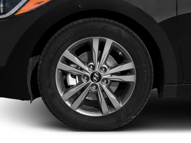 Used 2017 Scarlet Red Hyundai SE image 14