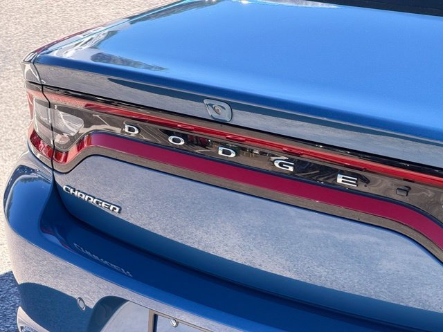 Used 2020 Blue Dodge SXT image 9