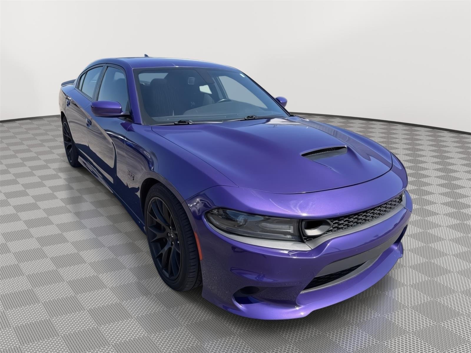 Used 2019 Plum Crazy Pearlcoat Dodge Scat Pack image 5