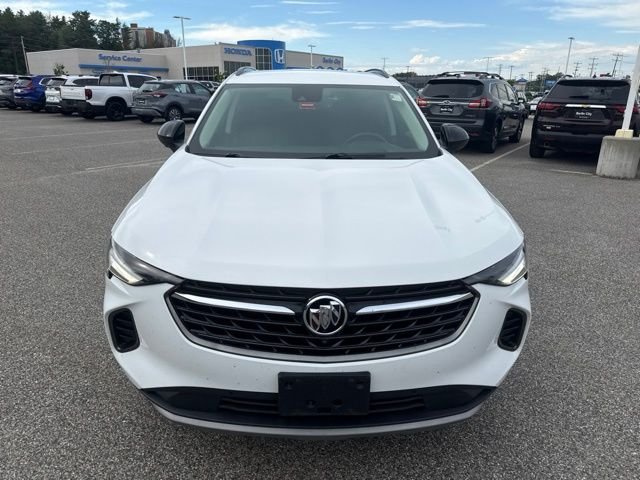 Used 2021 White Buick Essence image 3