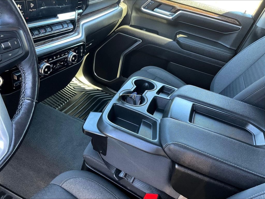 Used 2022 Blue GMC Elevation image 20