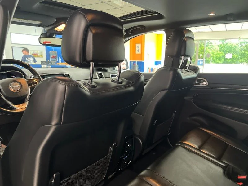 Used 2020 White Jeep Limited image 17