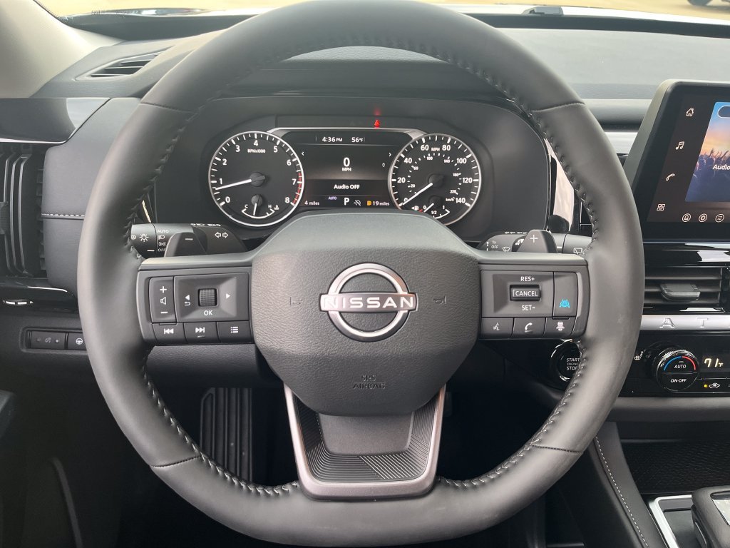 2026 Nissan Pathfinder SV - Photo 15