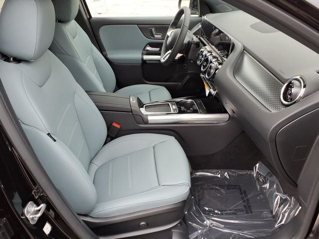 New 2026 Black Mercedes-Benz GLA 250 image 16