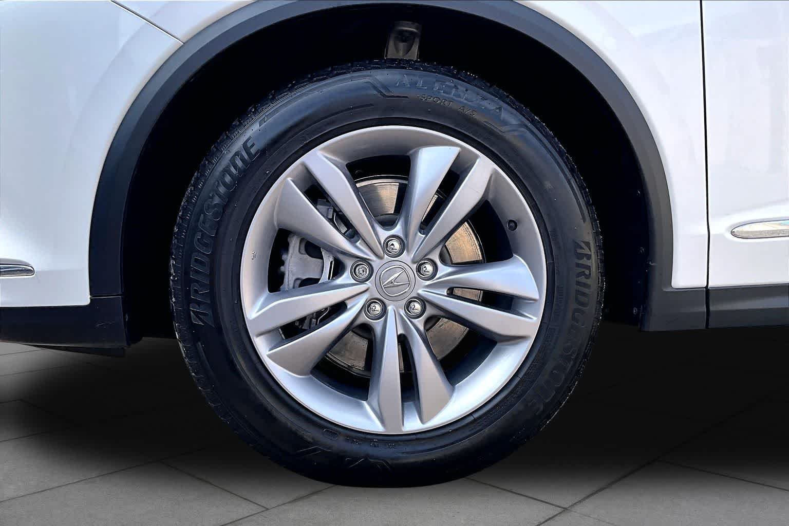 Used 2024 Platinum White Pearl Acura  image 13