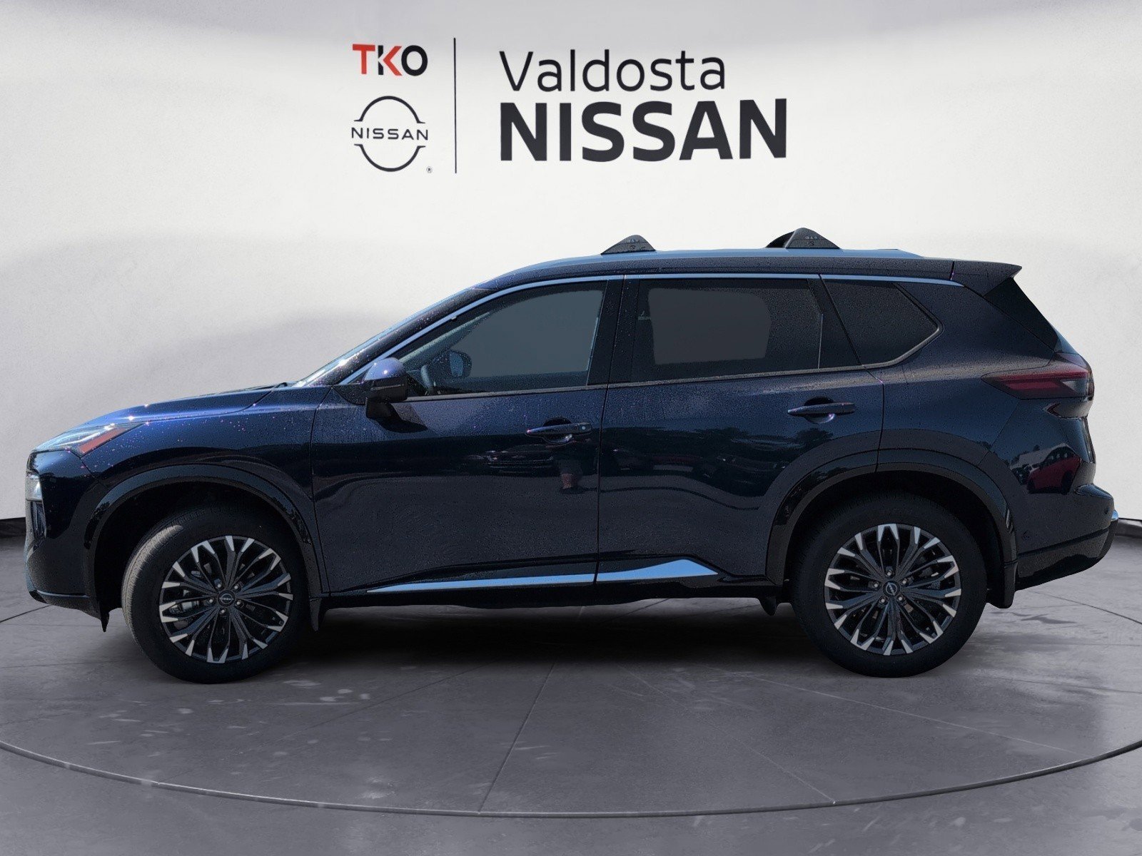 New 2026 Deep Ocean Blue Pearl Nissan Platinum image 10